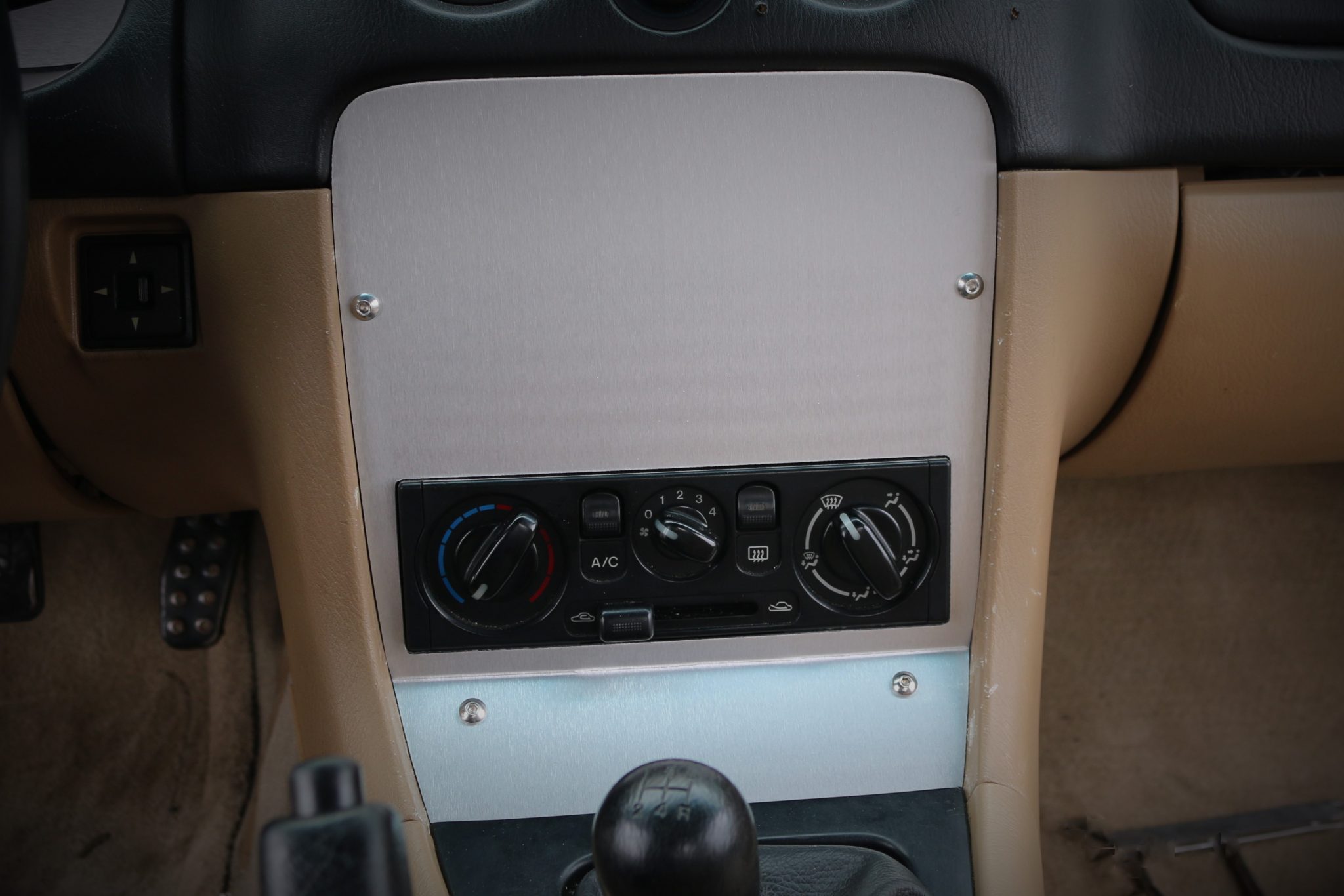 NB Miata Aluminum Radio Surround – LRB Speed