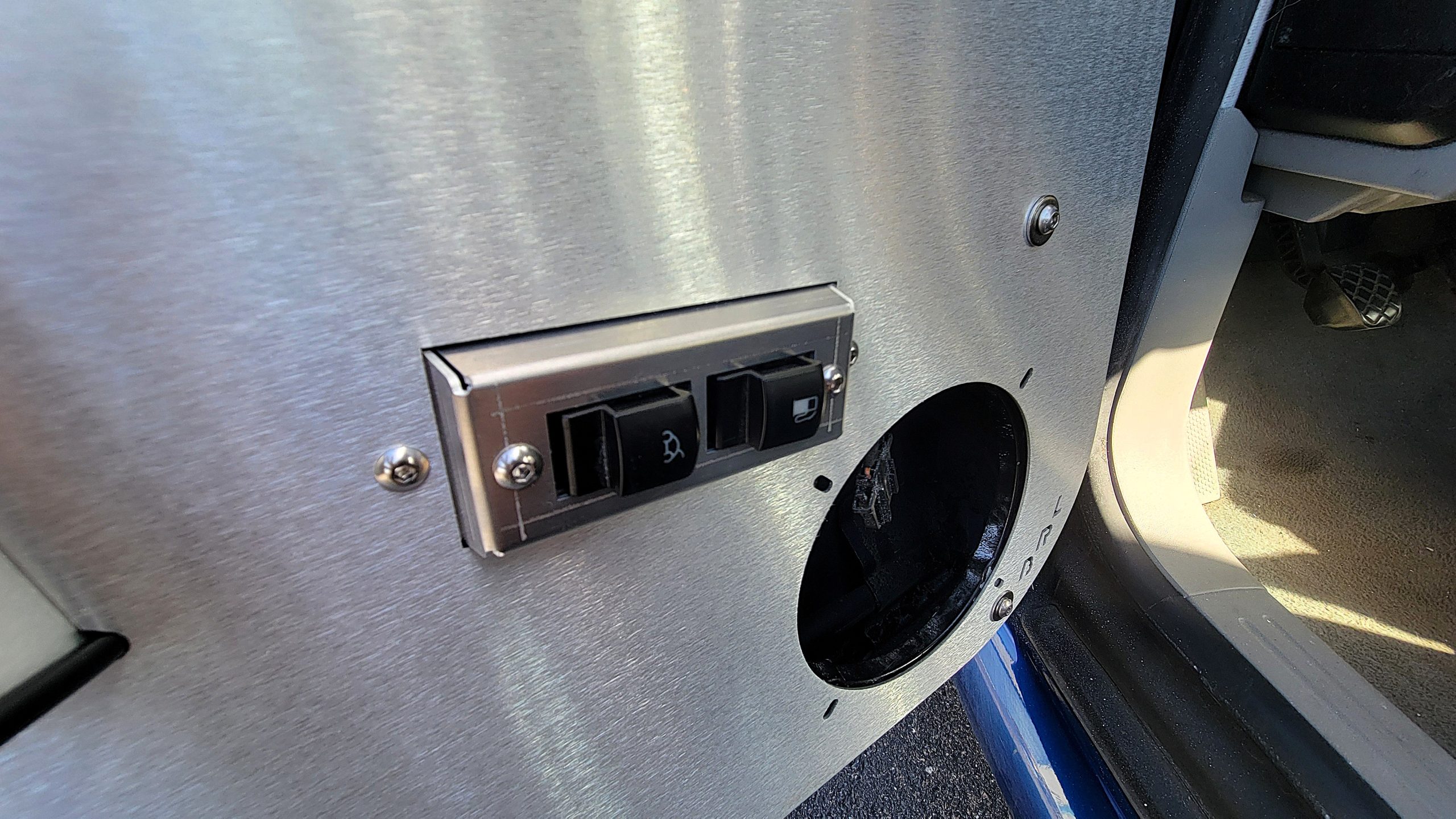 1998-2010 Volkswagen Beetle Aluminum Door Panels - Image 12